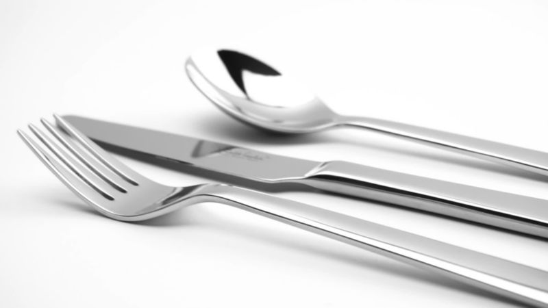 Play Foster Mirror 5-Piece Flatware Place Setting - video 2 of 2
