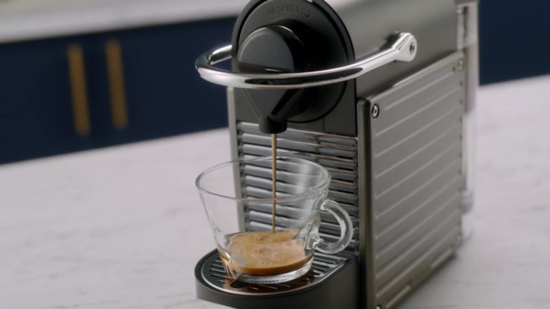 Play Nespresso ® Aeroccino 4 Frother - video 1 of 1