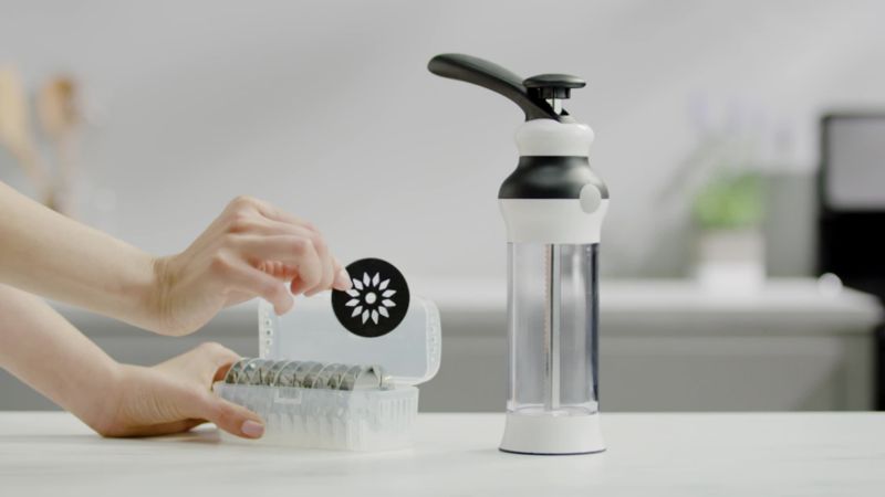 Play OXO ® Cookie Press with Disk Storage Case - video 1 of 1