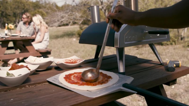 Play Ooni Fyra Outdoor Pizza Oven - video 3 of 4