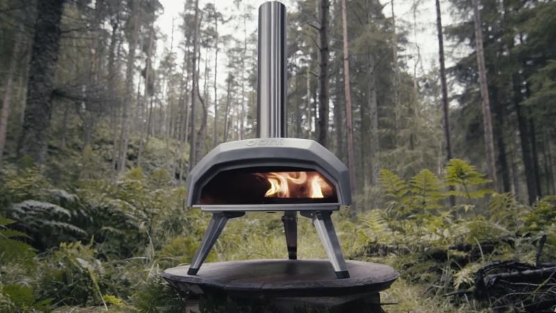 Play Ooni Karu 12 Multi-Fuel Outdoor Pizza Oven - video 2 of 2