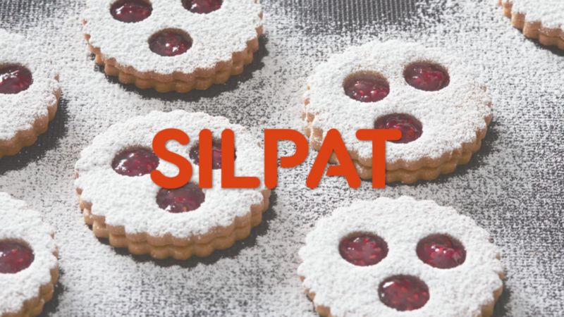 Play Silpat ™ Half-Sheet Baking Mat - video 1 of 4