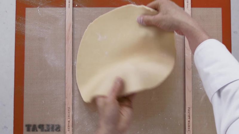 Play Silpat ™ Half-Sheet Baking Mat - video 4 of 4