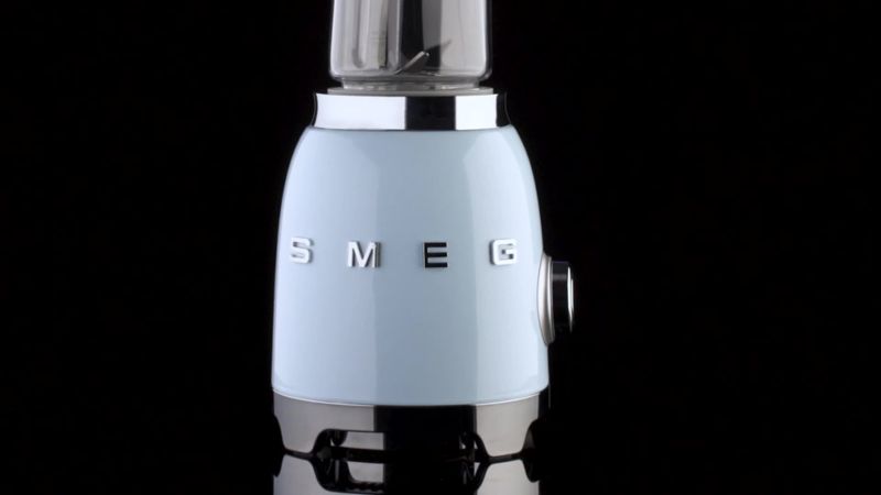 Play SMEG White Personal Blender - video 2 of 2