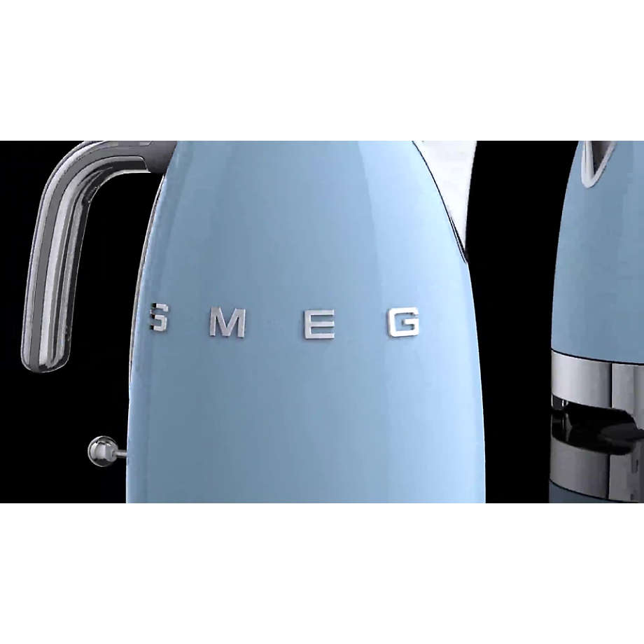 SMEG Kettle 3D Logo, Matte Champagne –