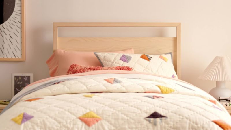 Play Gemini Kids Light Ash Wood Full Bed - video 1 of 1