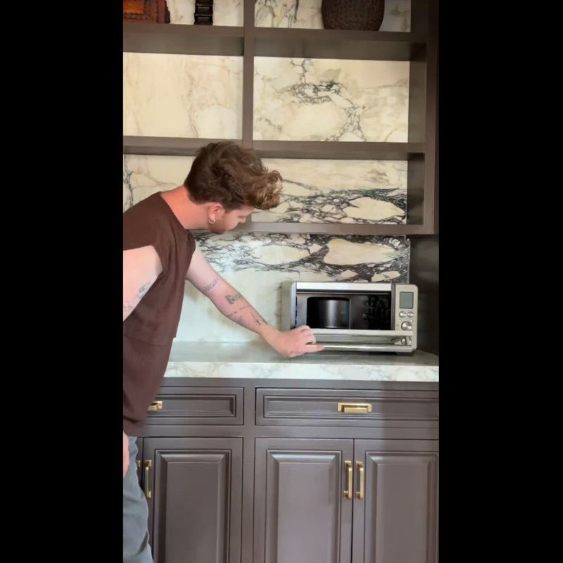 Play Breville ® Smart Oven ® Air Fryer in Almond Nougat - video 2 of 2