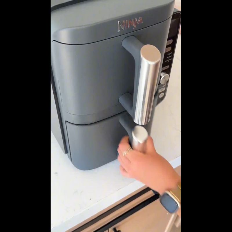 Play Ninja Luxe™ Cafe Premier Series Espresso Machine - video 1 of 1