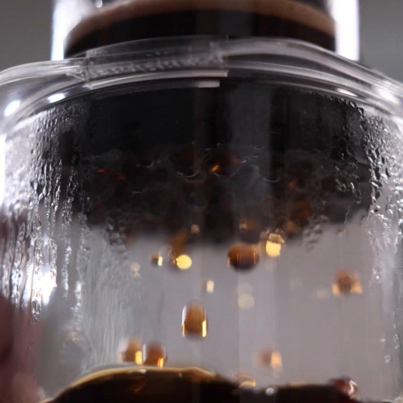 Play AeroPress ® Clear Coffee and Espresso Maker - video 1 of 2