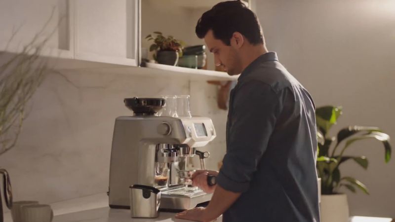 Play Breville ® Puck Sucker ™ Mess-free Espresso Disposal - video 1 of 1