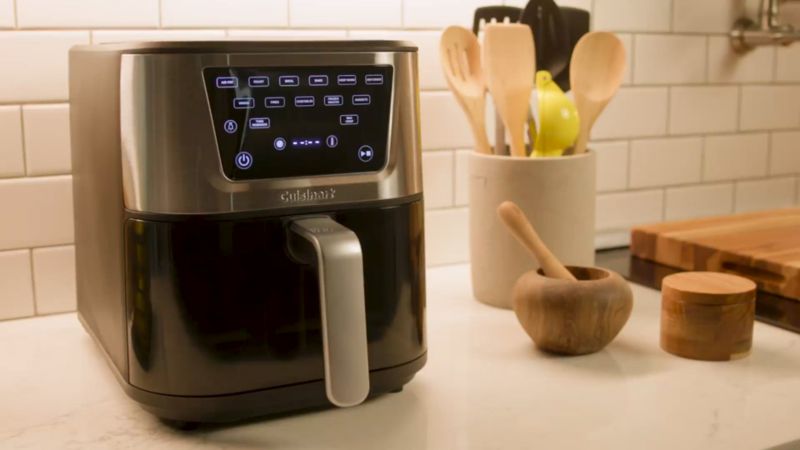 Play Cuisinart CompactMax 8-Qt Basket Air Fryer Pro - video 1 of 2