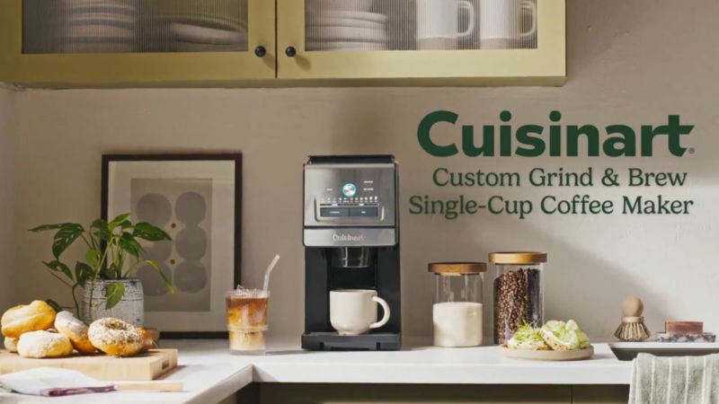 Play Cuisinart ® Custom Grind & Brew Single-Cup Coffee Maker - video 1 of 2