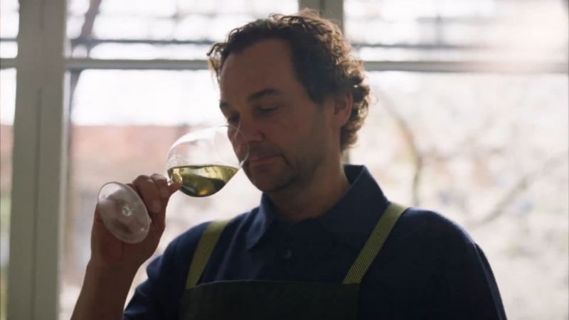 Play Montreux Hand-Blown 11.5-oz. Champagne Glass by Daniel Humm - video 1 of 1