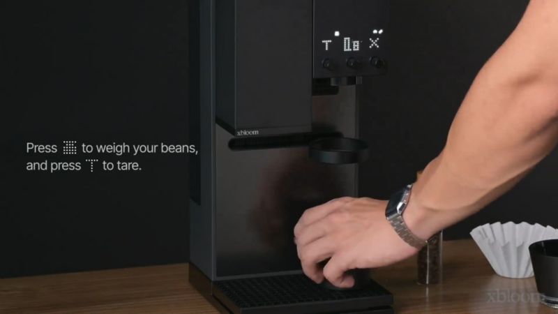 Play xBloom Studio White Automatic Pour Over Coffee Maker - video 2 of 2