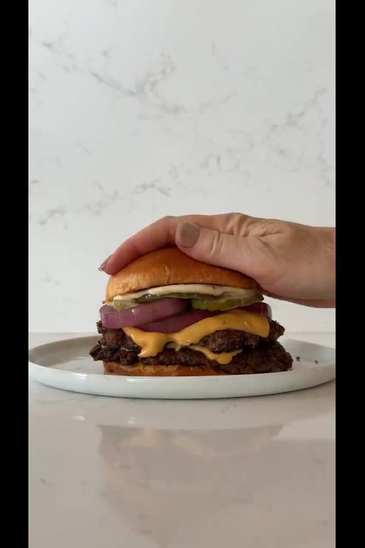 Play Made In Seasoned Carbon Steel Griddle - video 1 of 1