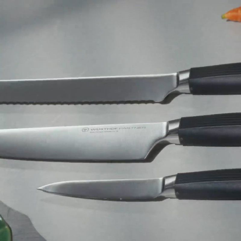 Play Wusthof ® Partner 5" Serrated Utility Knife - video 3 of 3