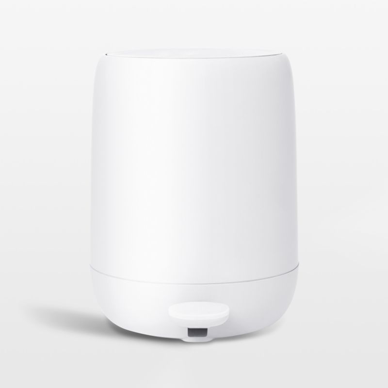 Viewing product image Blomus SONO 1.3-Gallon White Pedal Trash Bin - image 1 of 1