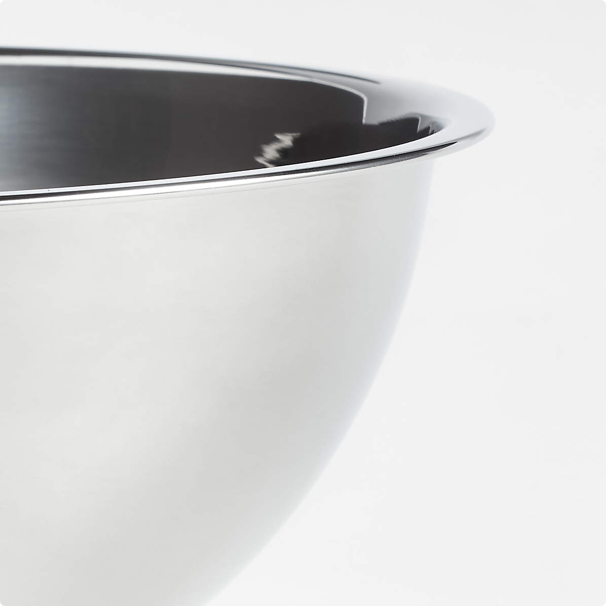 Tablecraft (H834) Stainless Steel 8 qt Premium Mixing Bowl