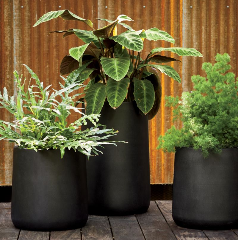 Saabira Charcoal 15.5" Tall Indoor/Outdoor Planter - image 4 of 12