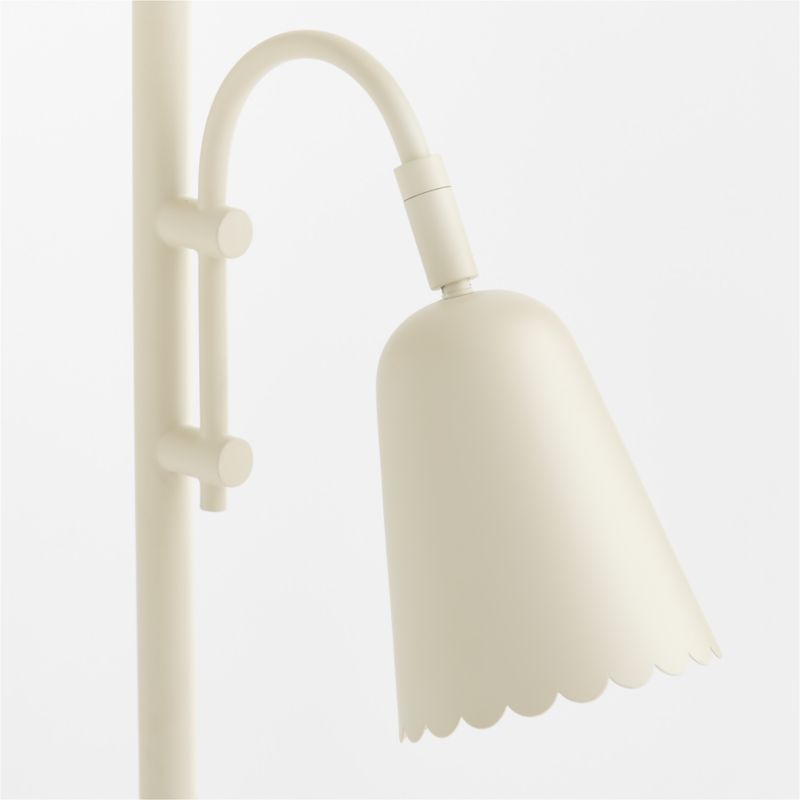 Sadie Scalloped Cream Kids Floor Lamp - image 5 of 7
