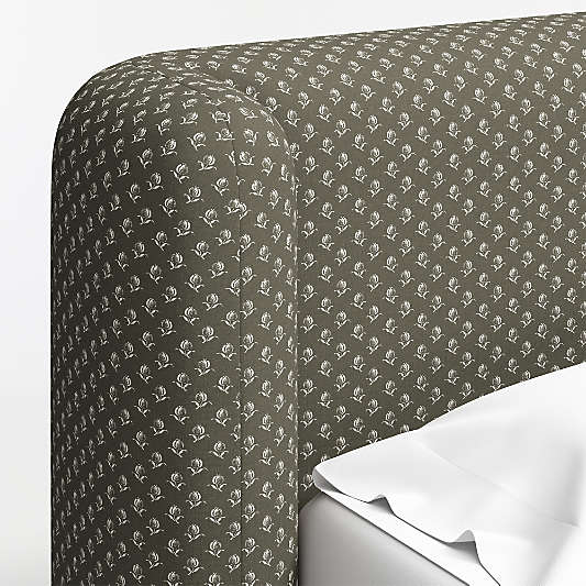 Salone Curved Shelter Upholstered Bed