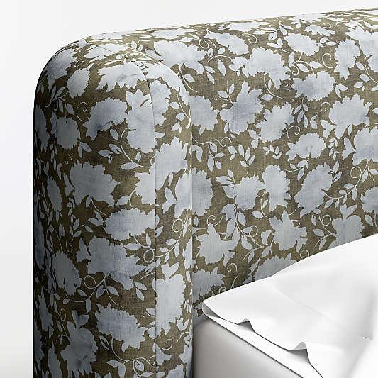 Salone Curved Shelter Upholstered Bed