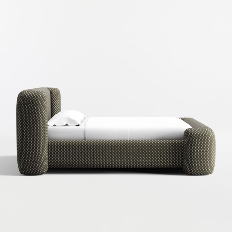 Salone Curved Shelter Upholstered California King Bed - image 4 of 7