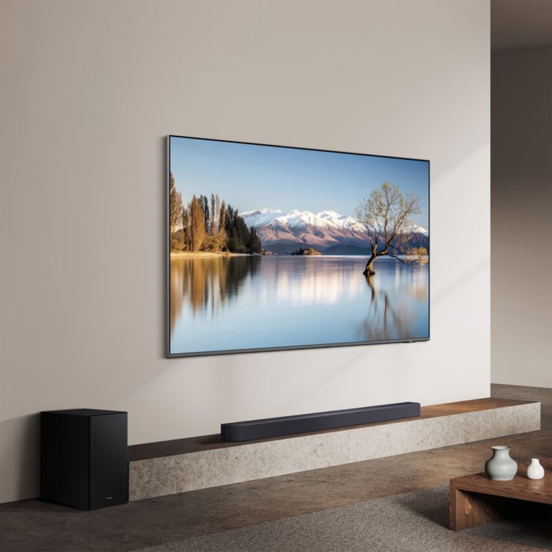 Samsung Q-series Soundbar 3.1.2 ch. - image 1 of 6