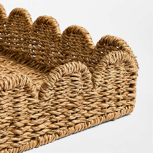 Scallop Natural Woven Fiber Small Tray