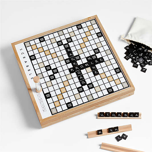 Scrabble ® Deluxe Edition