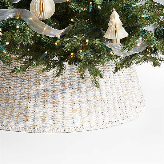 Whitewash Woven Christmas Tree Collar 27"