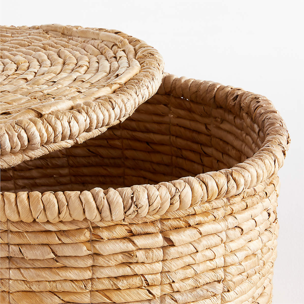 Seaton Small Round Woven Storage Basket with Lid + Reviews