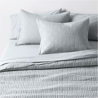 View Serene Washed Organic Cotton Sateen Classic Stitch Light Mist Blue King Quilt details