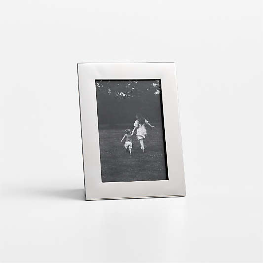 Signature Silver Picture Frame 4"x6"