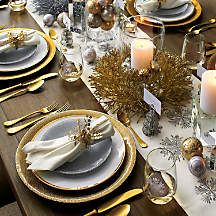 Lucia Holiday Gold 5-Piece Place Setting + Reviews | Crate & Barrel