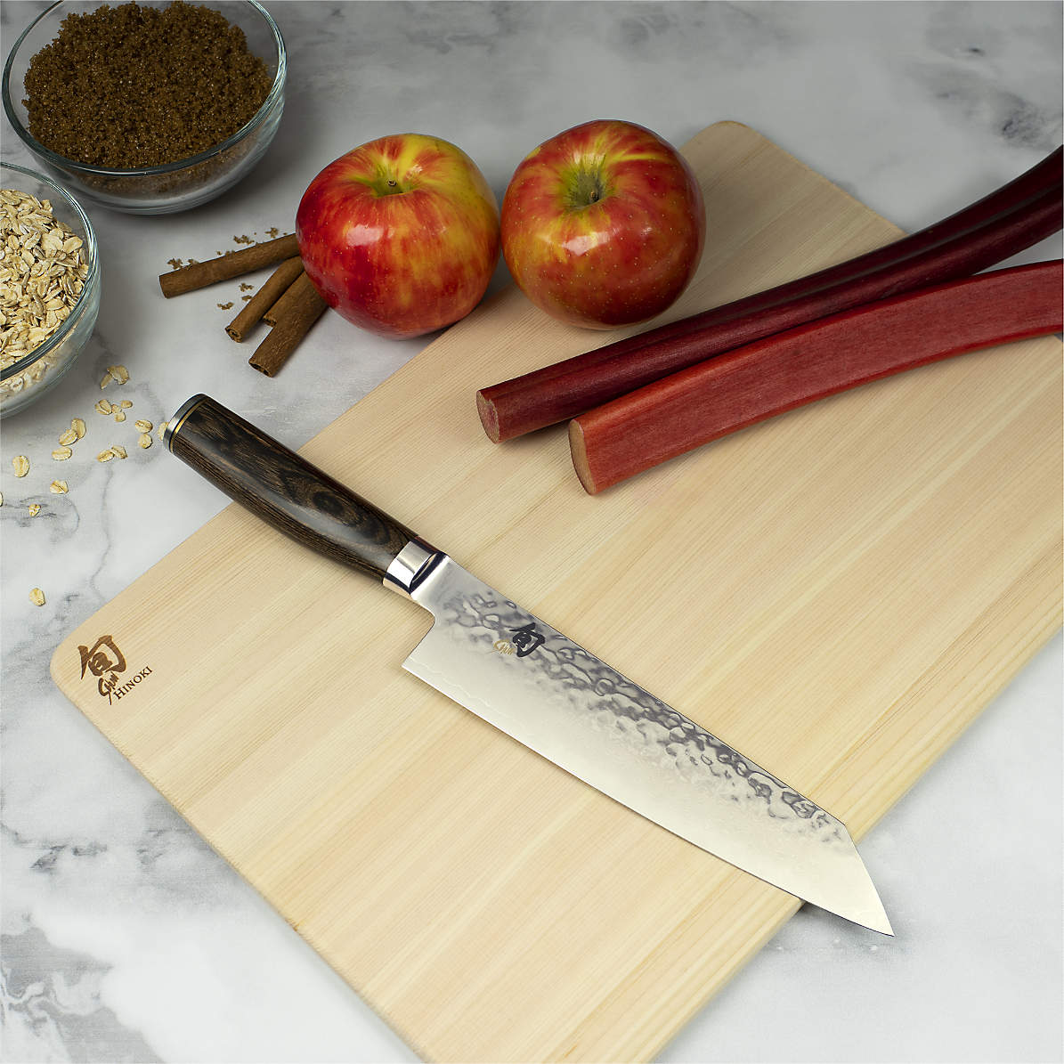 Hinoki Cutting Board With Metal Tray