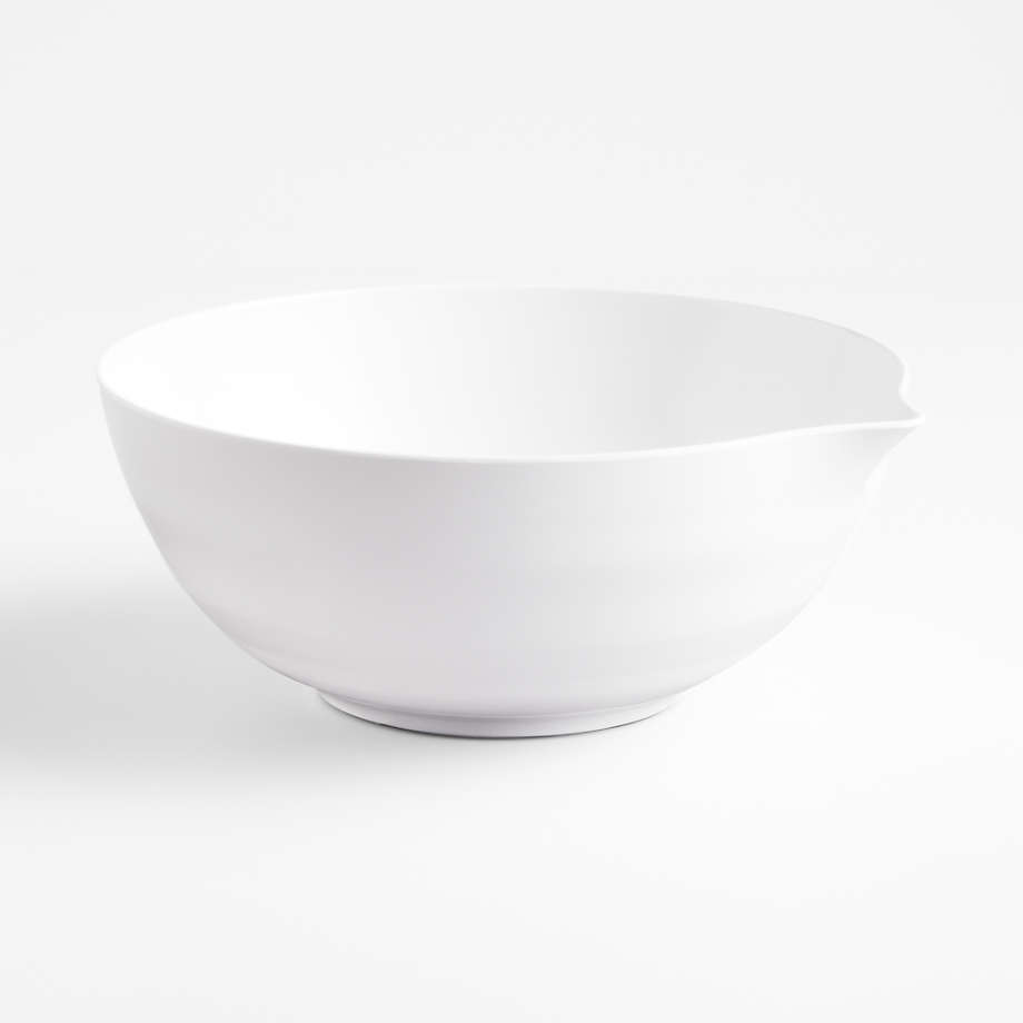 https://cb.scene7.com/is/image/Crate/SiaMelMixingBowlMedWhtSSF22/$web_pdp_main_carousel_med$/220318095448/sia-medium-white-melamine-mixing-bowl.jpg