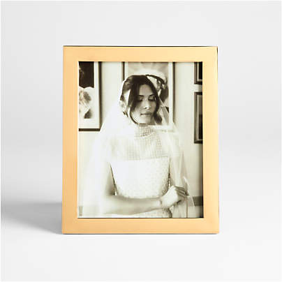 Signature Brass 8x10 Picture Frame