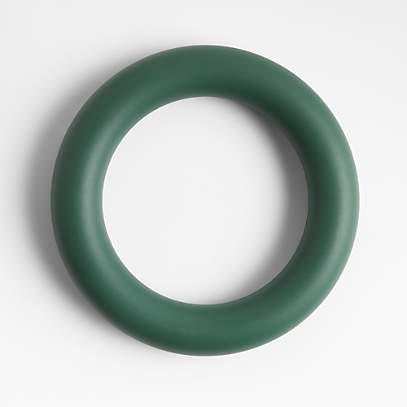 https://cb.scene7.com/is/image/Crate/SiliconeRingTrivetGreenSSS23/$web_pdp_main_carousel_low$/221111145011/green-ring-silicone-trivet.jpg