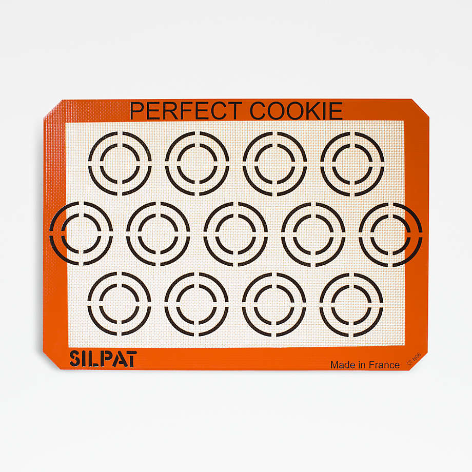 Silpat Half Size Perfect Cookie Mat + Reviews Crate & Barrel Canada