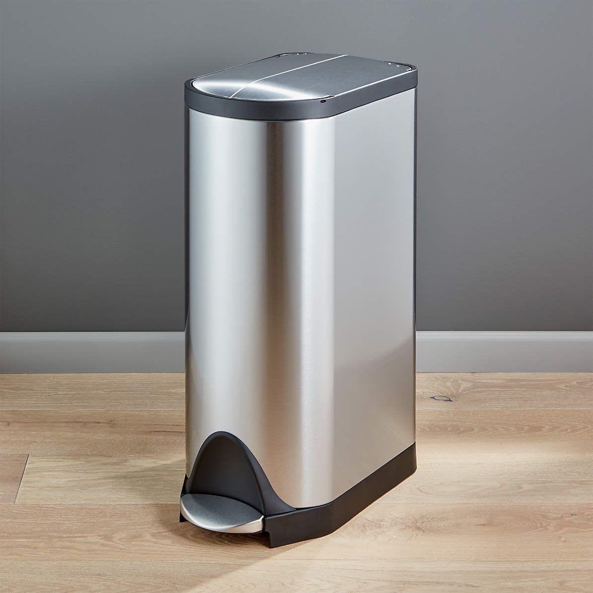 simplehuman® Step-On Stainless Steel Trash Can - 10 Gallon H-3623 - Uline