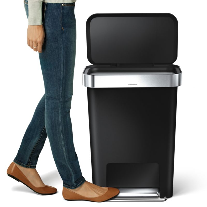 Simplehuman Black Plastic 45-Liter Rectangular Step Trash Can + Reviews ...