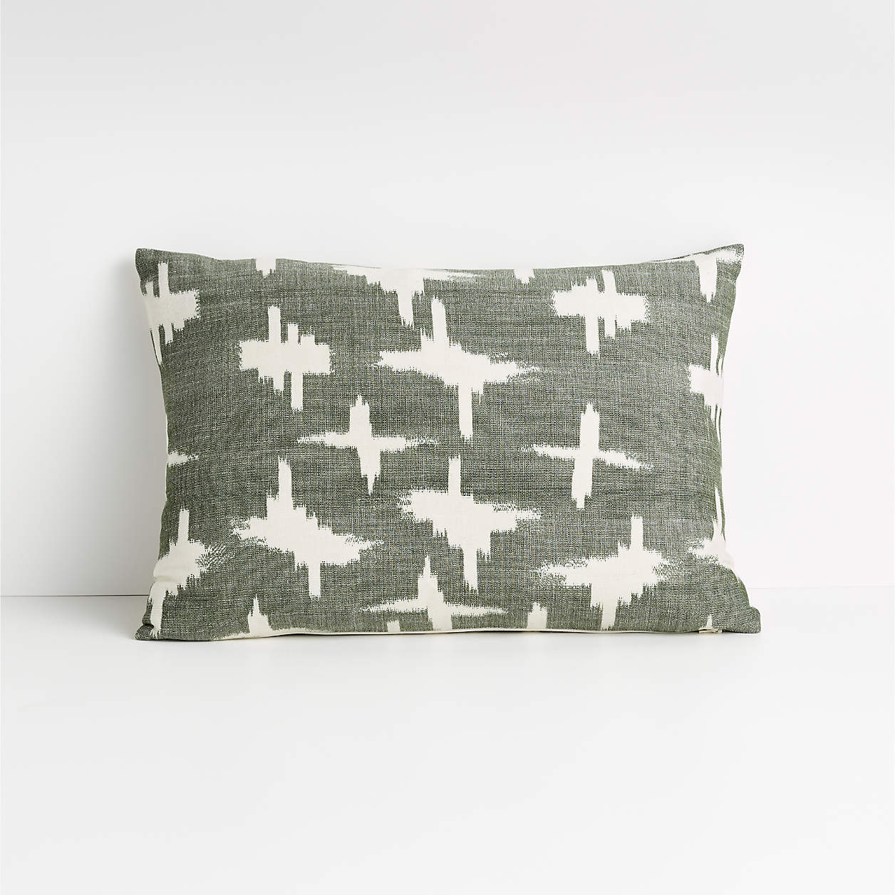 Sirocco 22"x15" Rifle Green Decorative Throw Pillow with Down