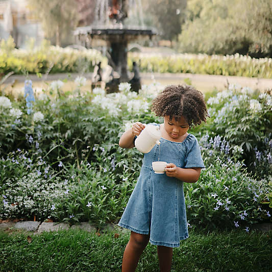 Mushie Shifting Sand Beige Silicone Tea Toddler Play Set