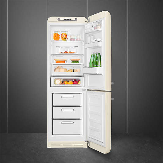 SMEG FAB 32 Cream Two-Door Right-Hinge Refrigerator