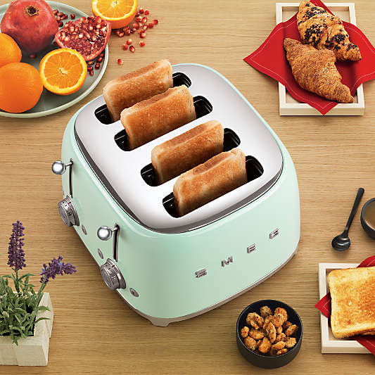 SMEG Pastel Green 4x4-Slice Retro Toaster