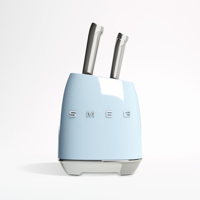 OPEN FOR PREORDER! SMEG KNIFE BLOCK SET Deposit min RM100 baby blue / milky  white Eta early march Kindly whatsapp 0133588770 or link…