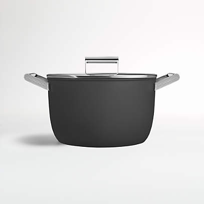 https://cb.scene7.com/is/image/Crate/Smeg8qtNSCsrlWLdBlkSSF21_VND/$web_pdp_main_carousel_low$/210528111339/smeg-8-qt.-black-non-stick-casserole-with-lid.jpg