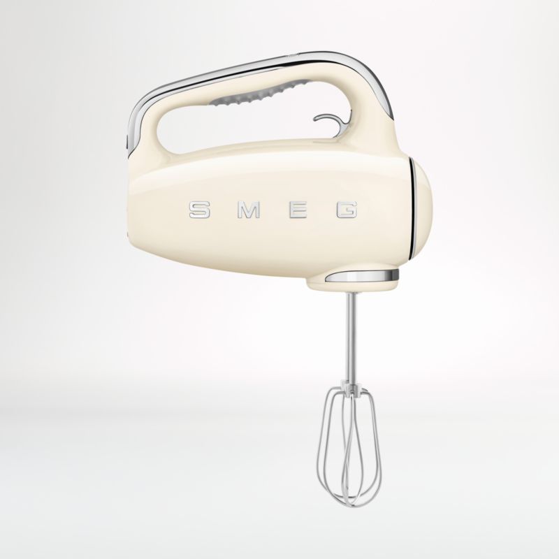 How to use the Smeg Hand Mixer