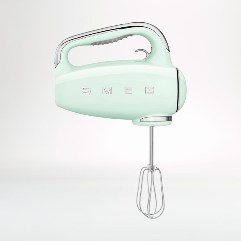 Design meets functionality in SMEG hand mixer